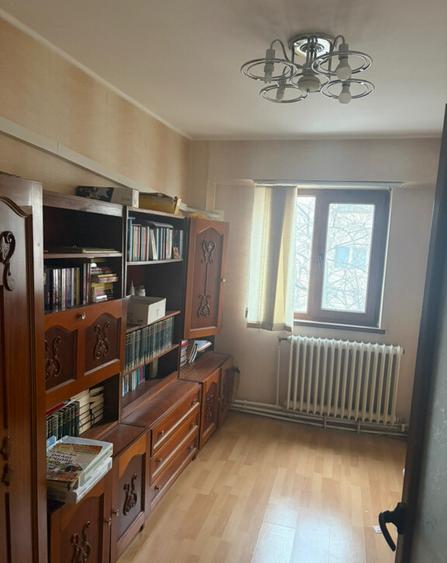 Apartament 3 camere de vanzare Zona Obor, Braila, - 9