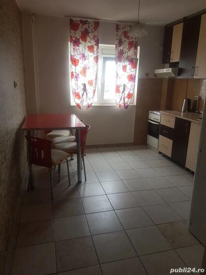 inchiriez camera in apartament de 2 camere - 6