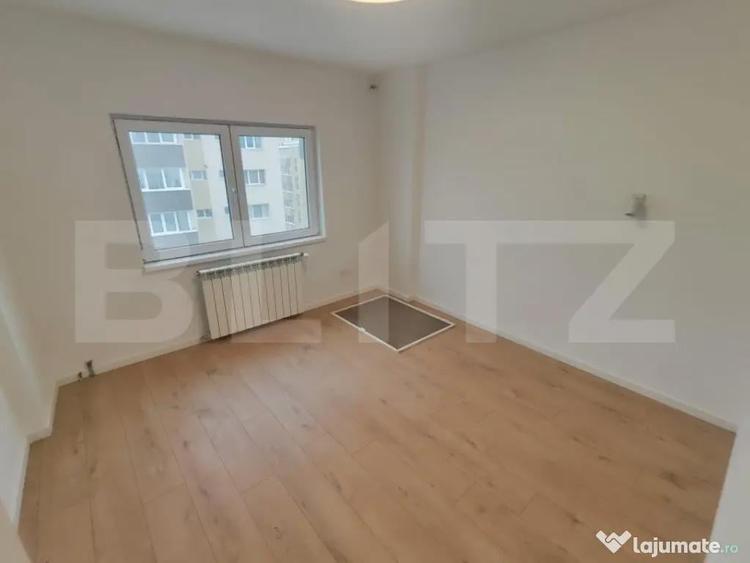 Apartament 4 camere ultrafinisat,2 bai, 84 mp, zona Calea Fl - 6