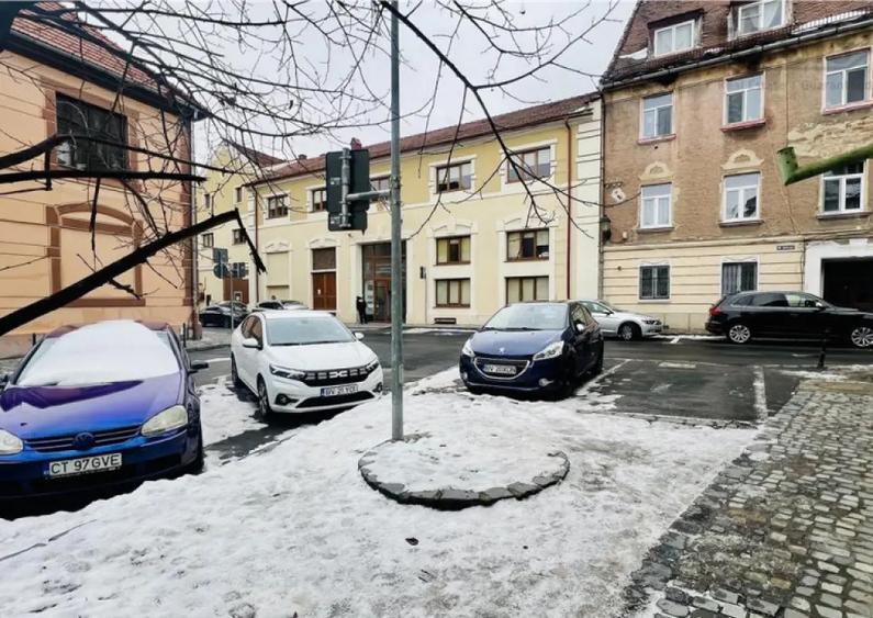 Spatiu comercial de in centrul Brasovului - 12