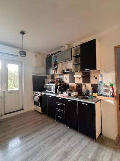 Apartament cu 2 camere decomandat, mobilat în Lipovei