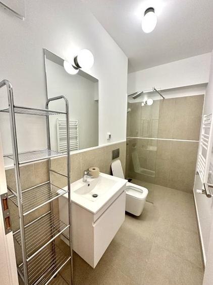 Apartament cu 2 camere semidecomandat în Chitila