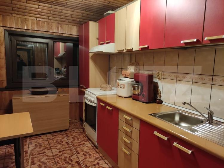Apartament cu 3 camere decomandat, mobilat în Nord-Vest