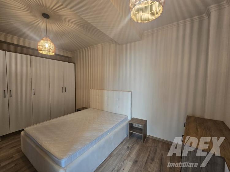 Apartament cu 2 camere decomandat, mobilat în Decebal