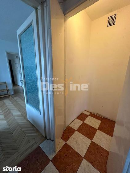 Apartament 3 camere semidecomandat in apropierea statiei de metrou Ian - 16