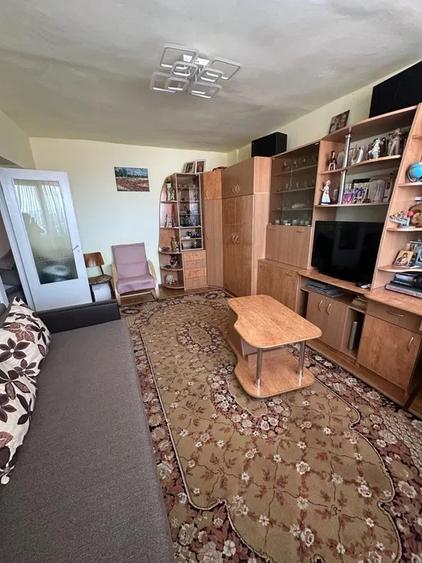 Apartament cu 2 camere decomandat, mobilat în Aiud