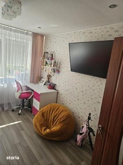 Apartament 3 camere Decomandat - 11