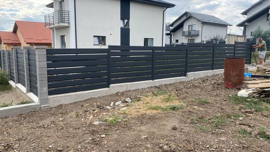 Casă cu 4 camere decomandat în Cug