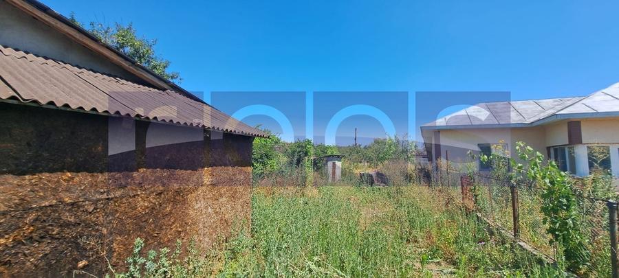 Teren Construcții intravilan de 1000 mp, în Cucueți