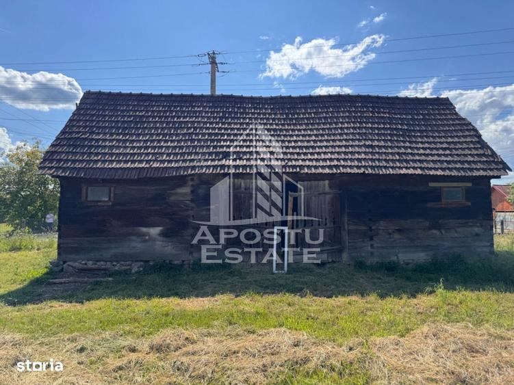 Casă cu 4 camere în Bălmoșești