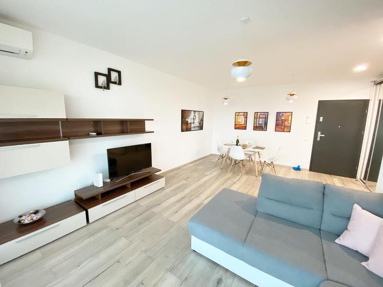 Apartament cu 2 camere decomandat în Sisești