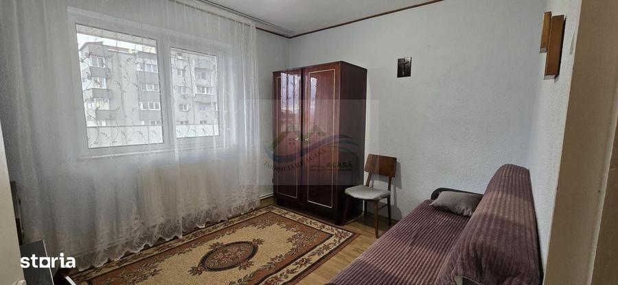 Apartament cu 3 camere decomandat în George Enescu