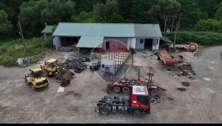 Spațiu industrial, de 264 mp, în Vârfurile