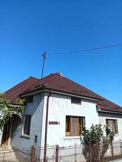 Casă cu 4 camere în Micula