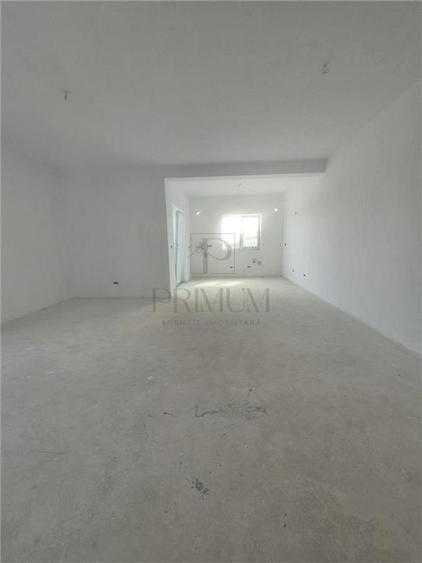 Duplex cu 3 camere cu Teren 315 Mp în Moșnița Nouă