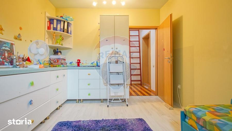 3 camere tip casa, parcare proprie, pod ?i magazie, Str. Lunga - 13
