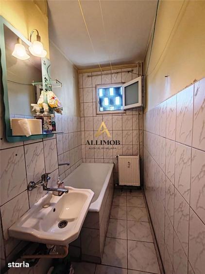 Apartament cu 2 camere în Peneș Curcanul