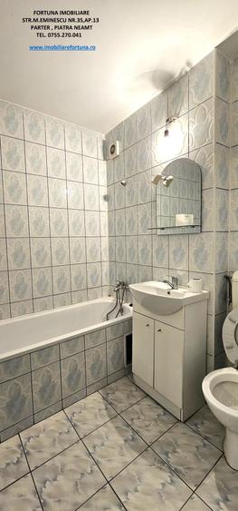 Apartament cu 4 camere decomandat în Central