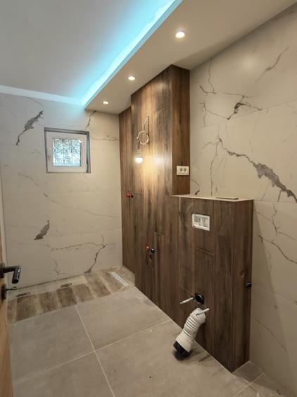 Apartament cu 3 camere decomandat în Complex Studențesc