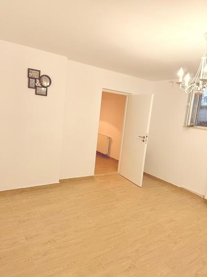 Apartament cu 3 camere semidecomandat în Arcul de Triumf