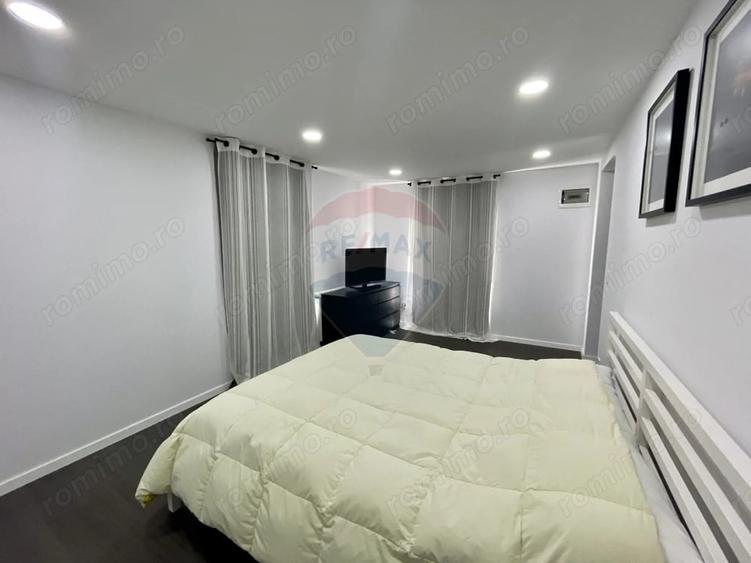 Casă cu 4 camere cu Teren 1397 Mp în Poiana