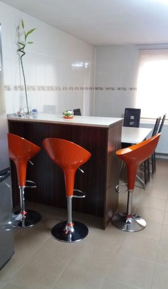 Vand casa renovata in Sebis - 3