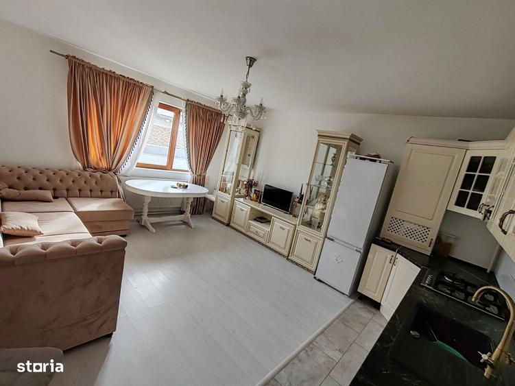 Apartament in vila-3 camere, 2 bai/ curte ?i parcare - 5