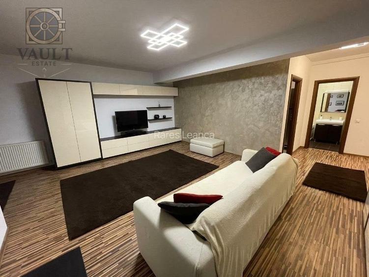 2 CAMERE - 60 MP - LUJERULUI 2 CAMERE - 60 MP - LUJERULUI