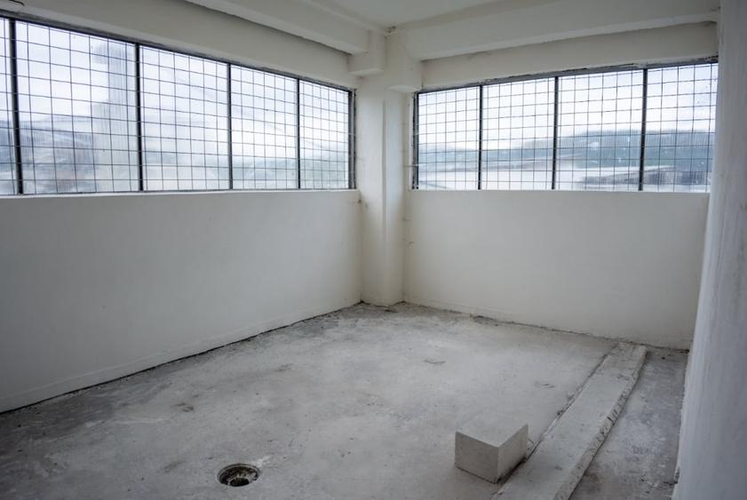 Hala industriala P+E de vanzare in Toplita - 628 mp construiti, structura beton - 12