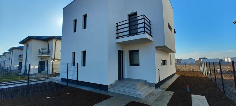 Casa tip duplex - 3 camere - 2 bai - 1