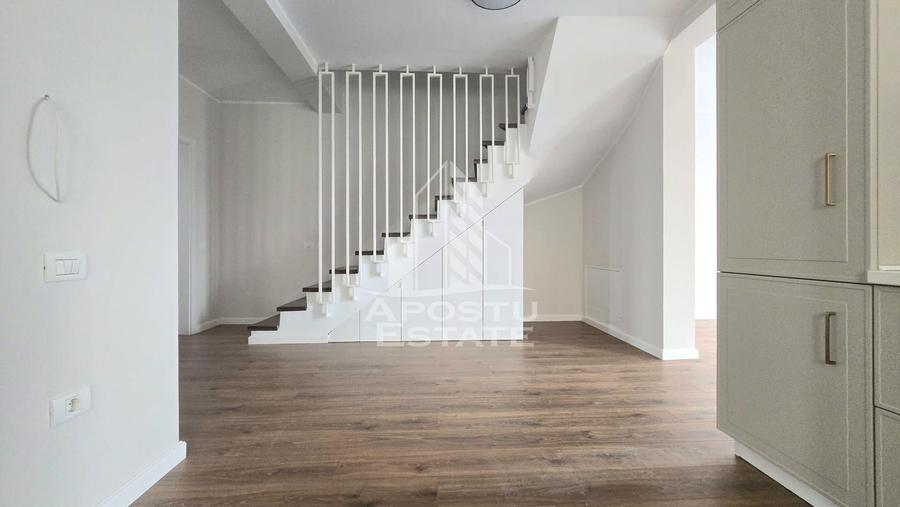 Duplex 5 camere, 3 locuri de parcare, Mosnita Noua - 4