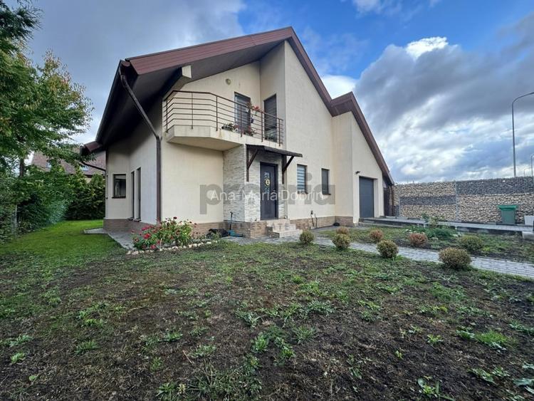 Casa de vanzare - Brasov, Str. Nicolae Labis