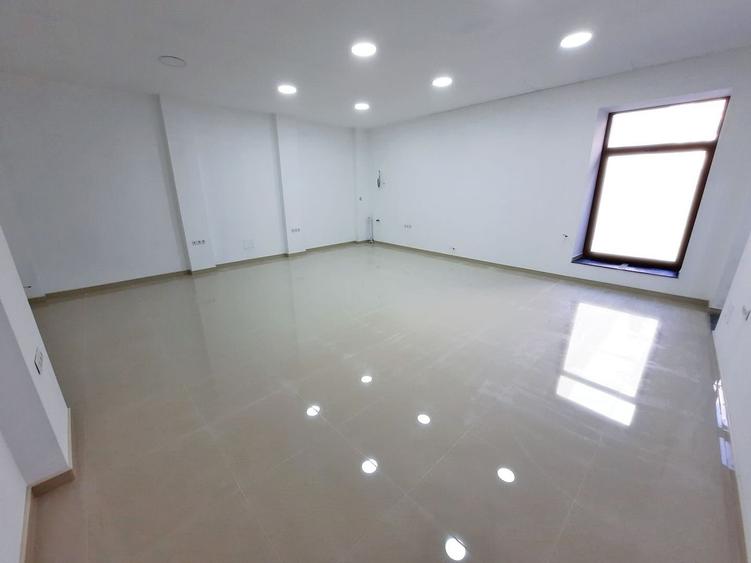 Spatiu comercial finisat, in vila din zona Pietei Unirii, ultracentral - 1