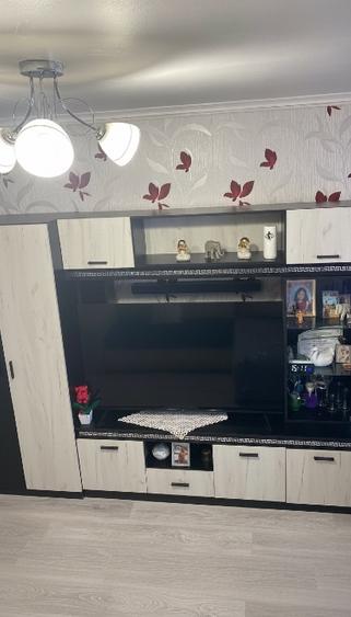 Apartament decomandat , mobilat și utilat .  - 4