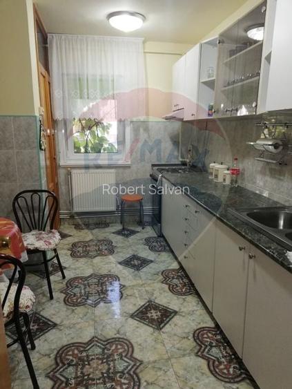 Apartament cu 3 camere de inchiriat, zona Marasti