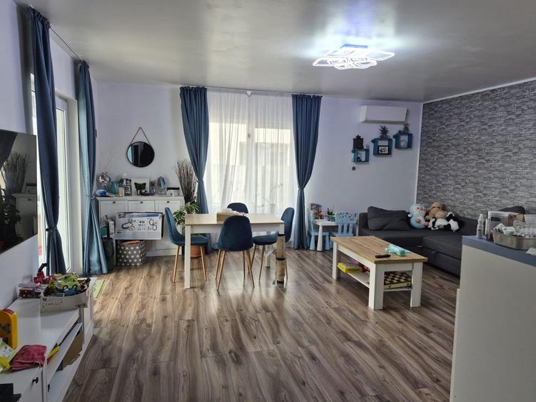 Casa moderna de vanzare toate utilitatile, zona linistita - 6