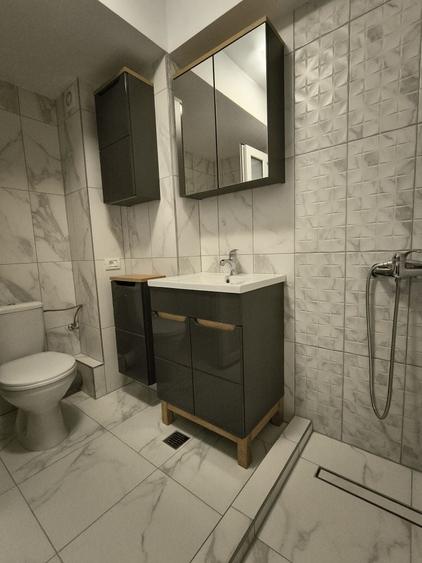 Apartament cu 2 camere decomandat în Exterior Vest