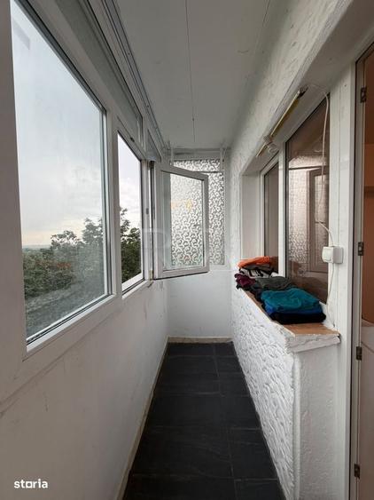 Apartament cu 2 camere semidecomandat în Pantelimon