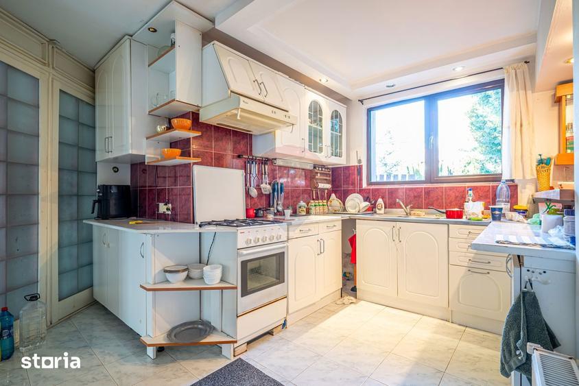 Vila cu 5 camere Sinaia, zona lini?tita, aproape de centrul statiunii - 13
