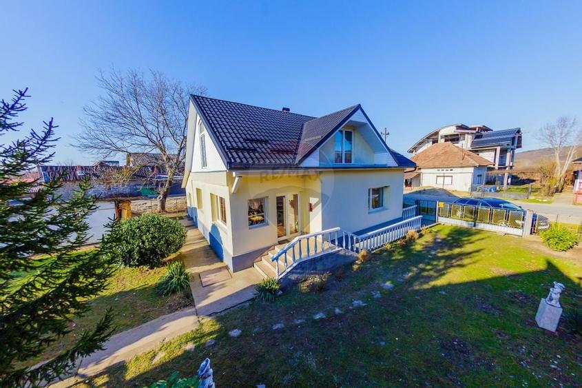 DE VANZARE Oportunitate rară proprietate cu 2 case zona Ulmeni - 28