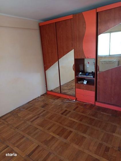 Proprietar - GALATI apartament 3 camere decom - 1