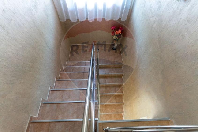 Casa / Vila Sesuri, jud Hunedoara - 9