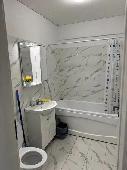 Inchiriez garsoniera - 2