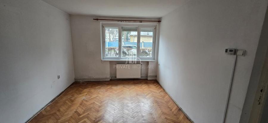 Apartament 3 Camere De Vanzare, Str Victor Babes, Zona Cornisa - 4