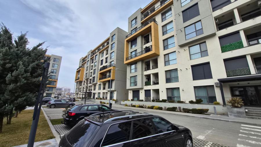 Complex Onix Blue -Mamaia Nord - Ap 2 cam, et 5/6 (vedere partiala catre mare) - 2