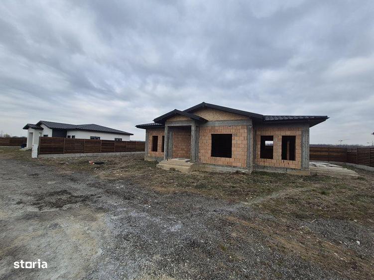 Teren langa padurea Sri Balotesti, 22500 euro - 2