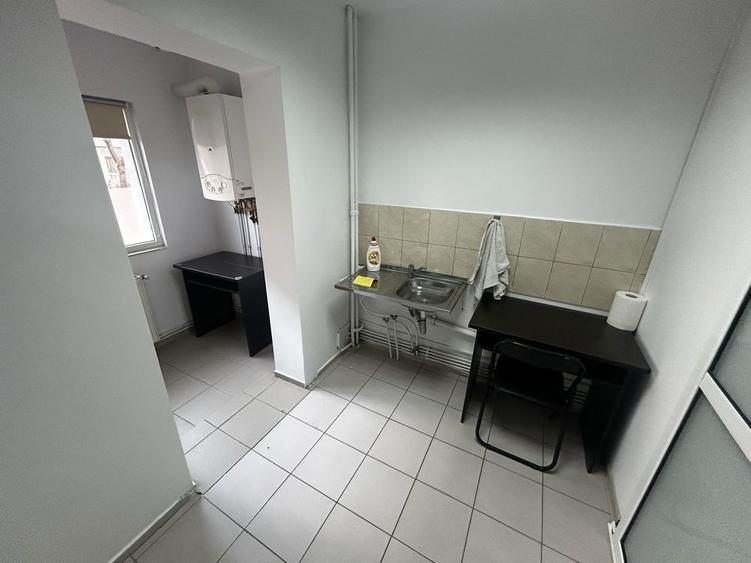 Spatiu comercial chirie - ideal coafor, birou, servicii profesionale - 5