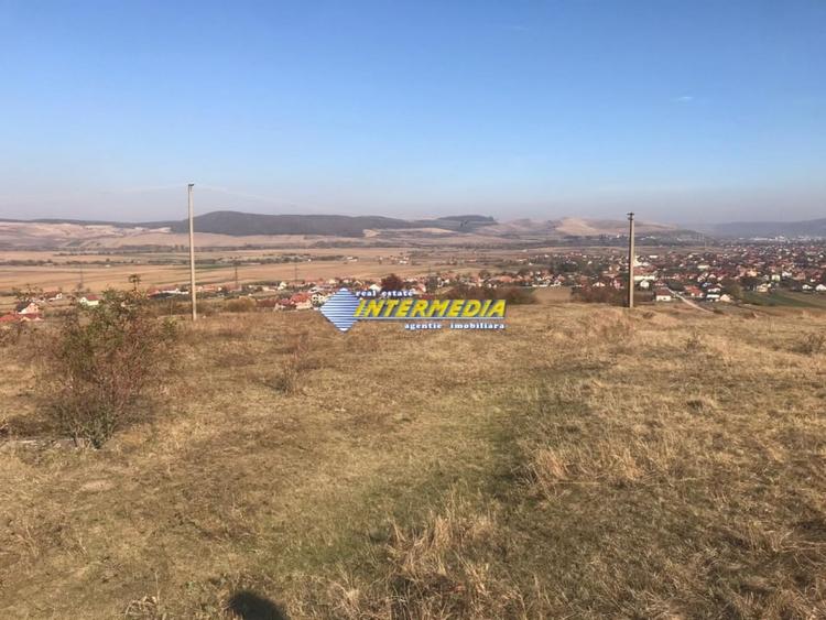 Teren intravilan de vanzare 879mp Alba Micesti - 1