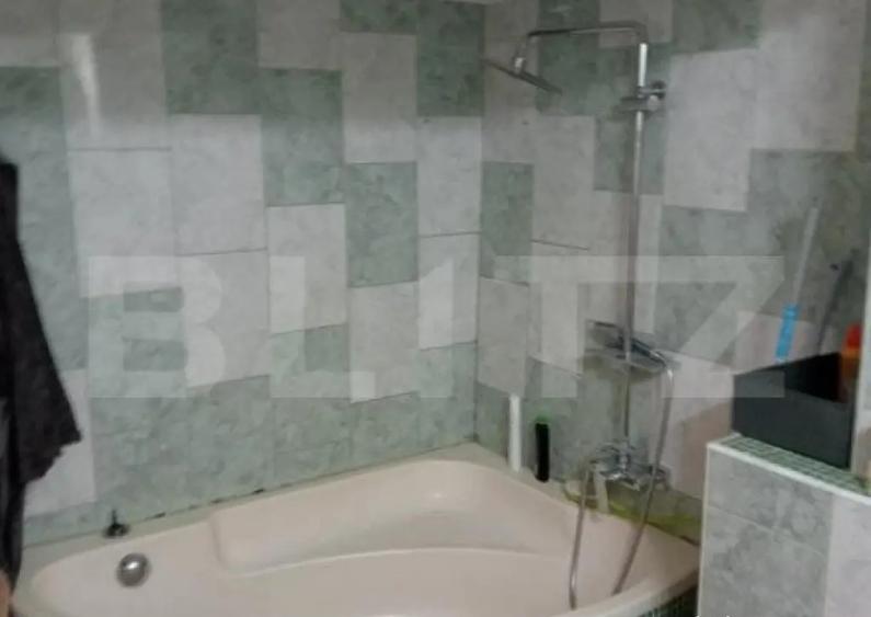 Apartament 4 camere ,decomandat, 90 mp , Micro 17 - 1