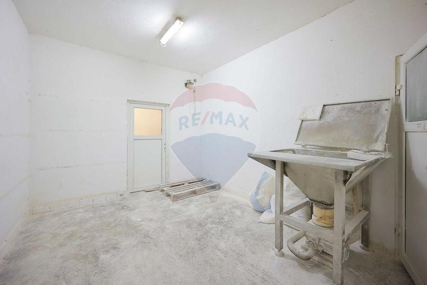 Spatiu comercial si brutarie/patiserie de Inchiriat in zona Iosia - 20